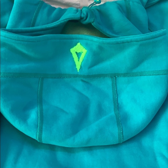 Ivivva jacket - Picture 7 of 8